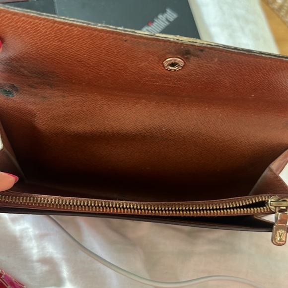 Vintage Louis Vuitton Monogram Long Wallet - Picture 8 of 11